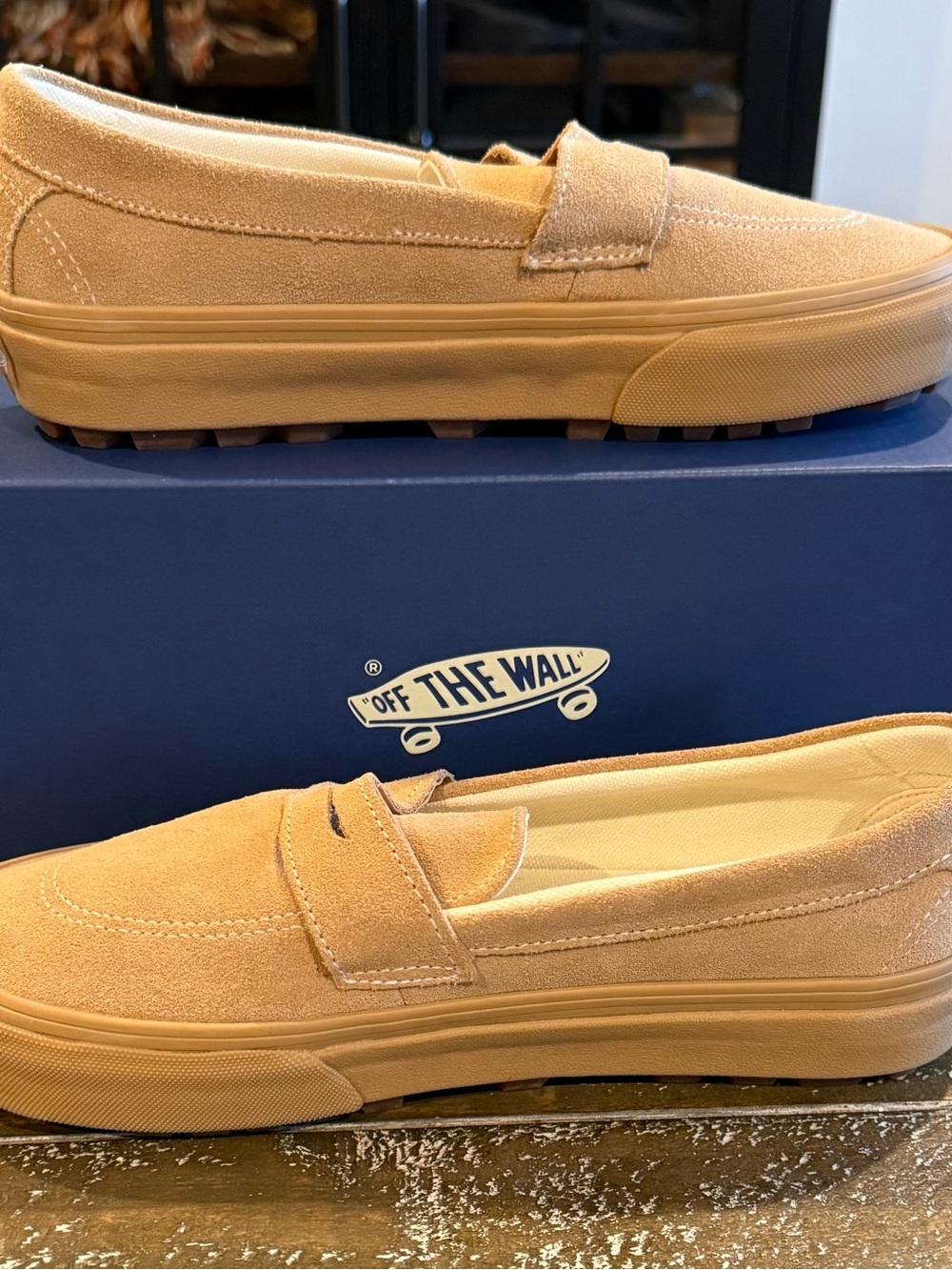 VANS "OFF THE WALL" Style 53 Slip-On Penny Loafers Womens Size 8 Tan Suede NWOB.